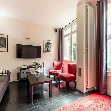 Homestay Sur Les Quais De Seine Paris